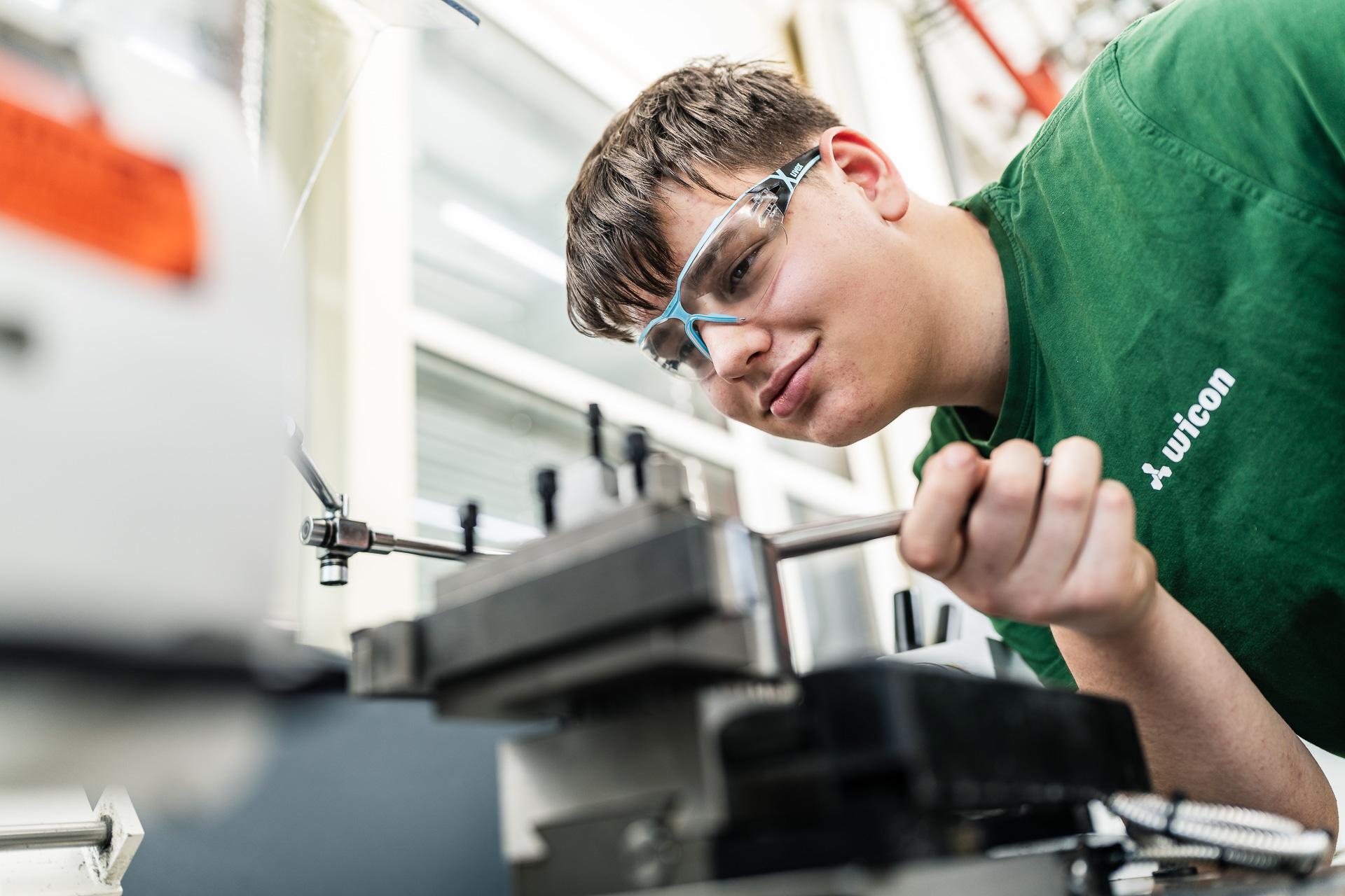 karriere-wicon-ag-03